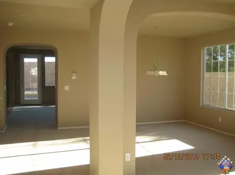 4724 Spur Ave, Lancaster, CA 93536 photo 2