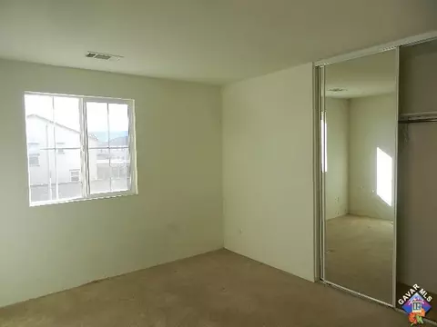 5799 Golding Dr, Lancaster, CA 93536 photo 9