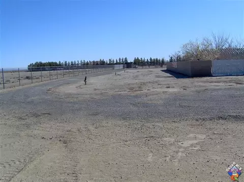 8115 W Avenue D2, Lancaster, CA 93536 photo 31