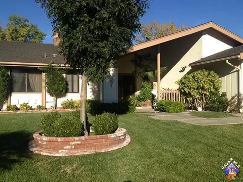 44043 Precise St, Lancaster, CA 93536 photo 2