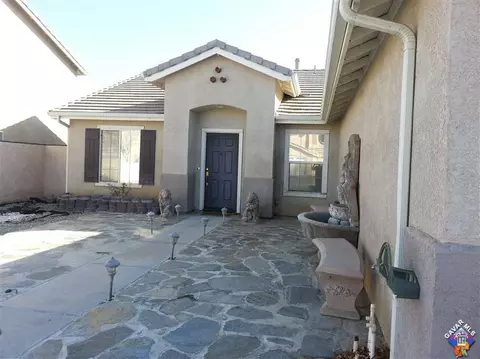 1554 Torbay Ct, Lancaster, CA 93534 photo 1