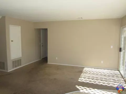 2130 Scott Ave, Palmdale, CA 93550 photo 7