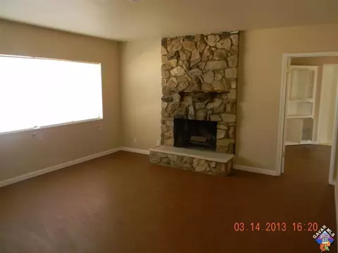 38739 4th St, Palmdale, CA 93550 photo 3