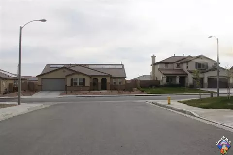 7060 Hemlock Ave, Lancaster, CA 93536 photo 5
