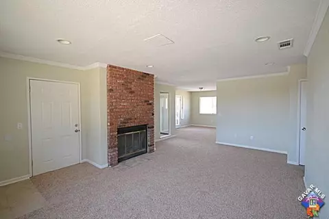 40501 Fieldspring St, Lancaster, CA 93535 photo 3