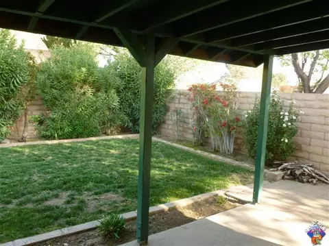 44526 E 12th St, Lancaster, CA 93535 photo 6