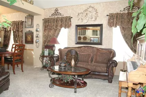 44253 Lively Ave, Lancaster, CA 93536 photo 10