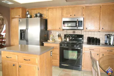44253 Lively Ave, Lancaster, CA 93536 photo 4
