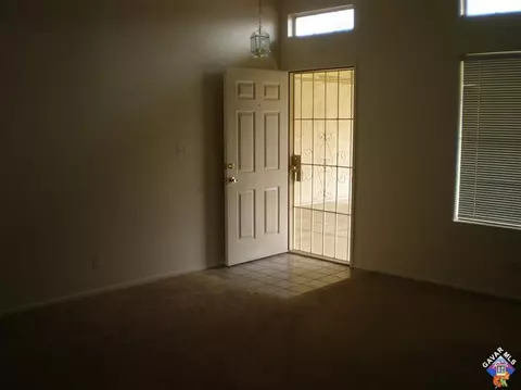 37835 E 58th St, Palmdale, CA 93552 photo 4