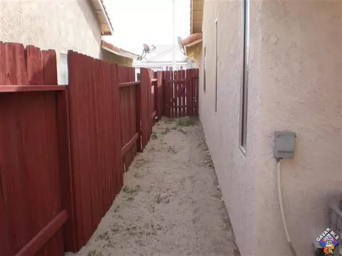 37835 E 58th St, Palmdale, CA 93552 photo 16