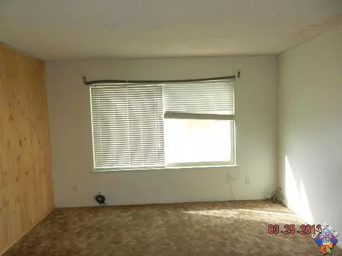 43046 Alep St, Lancaster, CA 93536 photo 3