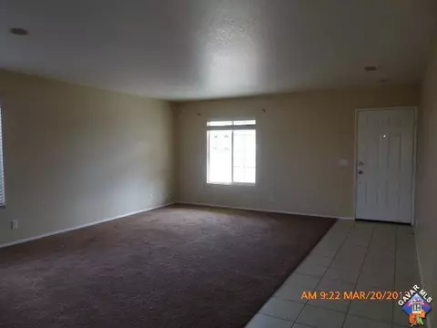 44155 61st St, Lancaster, CA 93536 photo 2