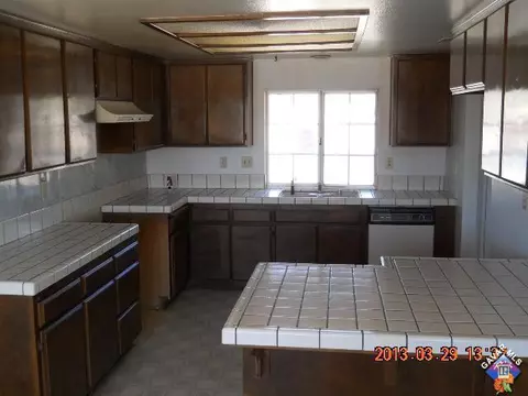 40227 176th St, Palmdale, CA 93591 photo 4