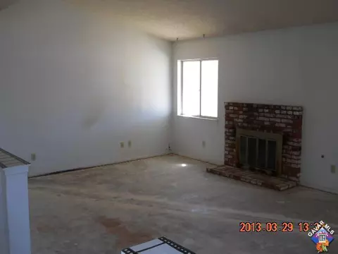 40227 176th St, Palmdale, CA 93591 photo 2