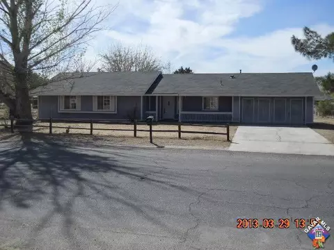 40227 176th St, Palmdale, CA 93591 photo 1