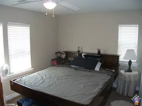 407 Lago Lindo Rd E, Palmdale, CA 93550 photo 24