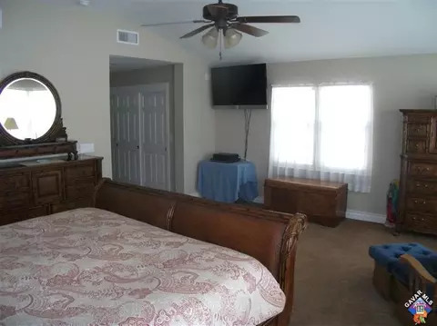407 Lago Lindo Rd E, Palmdale, CA 93550 photo 18