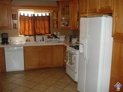 39613 167th St, Palmdale, CA 93591 photo 3
