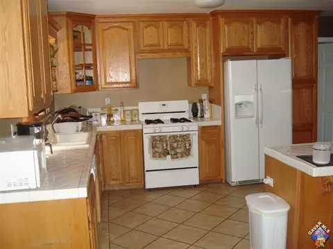 39613 167th St, Palmdale, CA 93591 photo 2