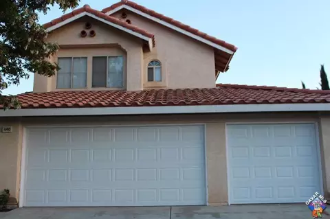 440 J9 Ave E, Lancaster, CA 93535 photo 2