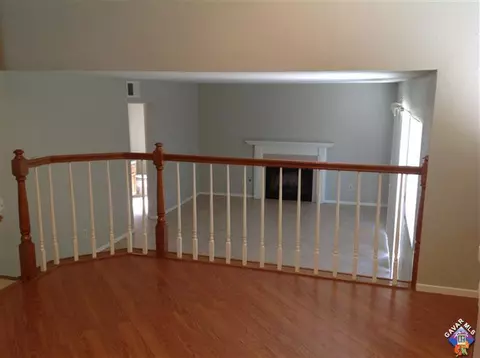 1130 Caitlin Ave E, Lancaster, CA 93535 photo 7