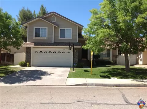 1130 Caitlin Ave E, Lancaster, CA 93535 photo 1