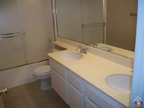722 E Whitlatch Dr, Lancaster, CA 93535 photo 16