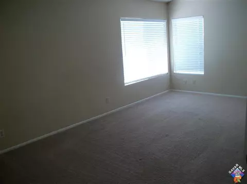 722 E Whitlatch Dr, Lancaster, CA 93535 photo 12