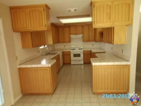 43305 N 7th St, Lancaster, CA 93535 photo 5