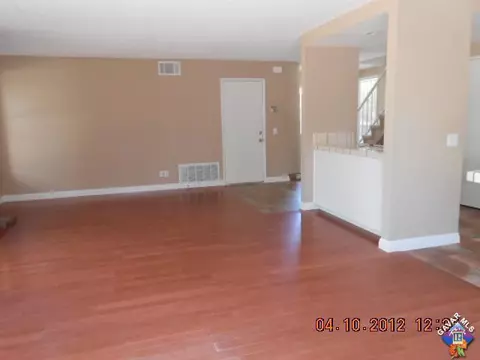 37610 Dixie Dr, Palmdale, CA 93550 photo 3
