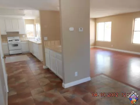 37610 Dixie Dr, Palmdale, CA 93550 photo 5