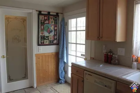 1121 Landsford St, Lancaster, CA 93535 photo 12