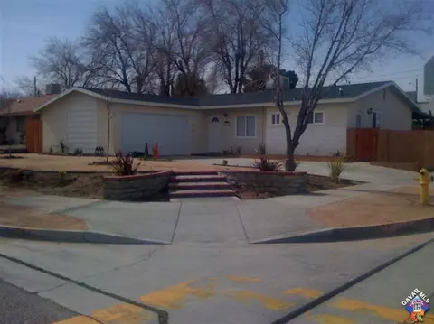 45457 E Gingham Ave, Lancaster, CA 93535 photo 4