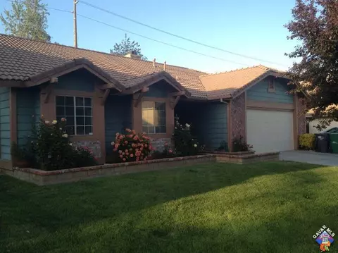 1237 Windsor Pl, Palmdale, CA 93551 photo 3