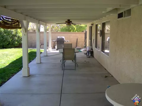 6203 Jasper Ct, Lancaster, CA 93536 photo 13
