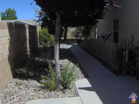 6203 Jasper Ct, Lancaster, CA 93536 photo 15