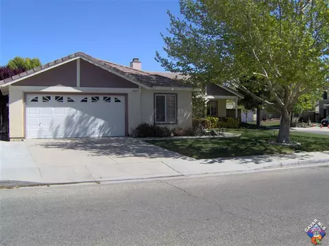 6203 Jasper Ct, Lancaster, CA 93536 photo 1
