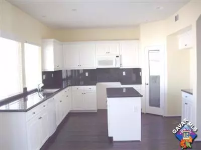 43430 Rucker St, Lancaster, CA 93535 photo 2