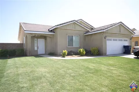 752 Pino Ave, Lancaster, CA 93535 photo 1