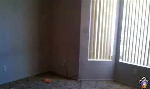 37445 Sheffield Dr, Palmdale, CA 93550 photo 5