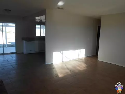 41305 156th St, Lancaster, CA 93535 photo 3