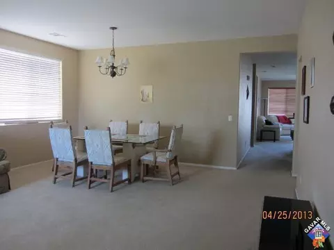 43732 Elena St, Lancaster, CA 93536 photo 3
