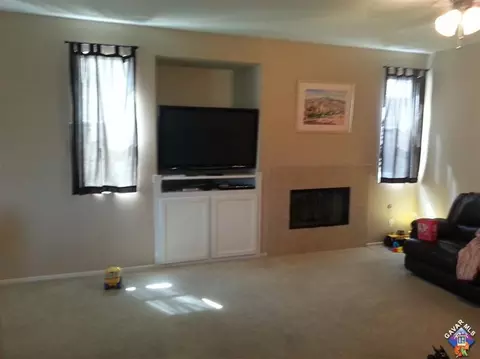 1134 Cambridge Ct, Lancaster, CA 93535 photo 2
