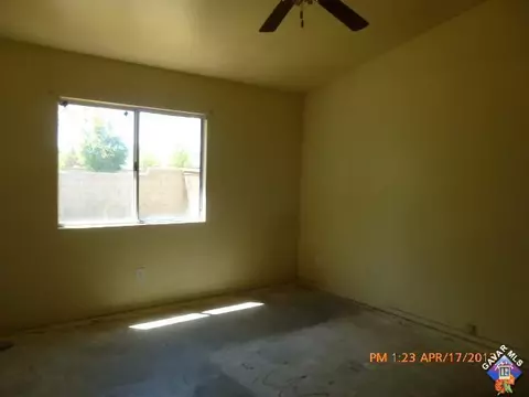 45657 Berkshire St, Lancaster, CA 93534 photo 15