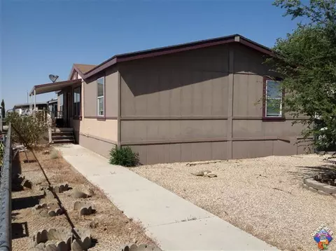 45465 25th St E # 172, Lancaster, CA 93535 photo 2