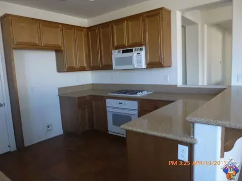 43852 Countryside Dr, Lancaster, CA 93536 photo 7