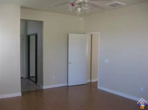 2751 E Lancaster Ave #J-6, Lancaster, CA 93535 photo 5