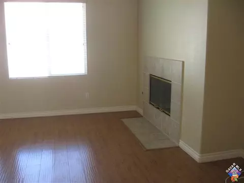 2751 E Lancaster Ave #J-6, Lancaster, CA 93535 photo 3
