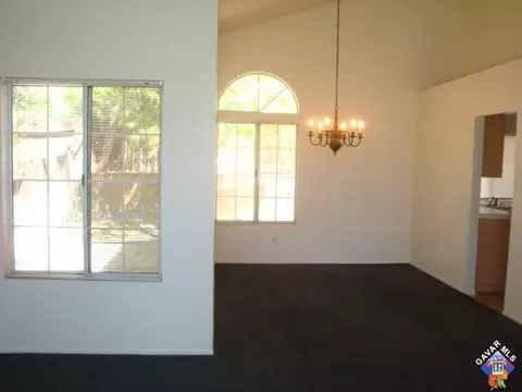 37648 17th St E, Palmdale, CA 93550 photo 4