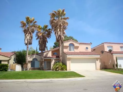37648 17th St E, Palmdale, CA 93550 photo 1